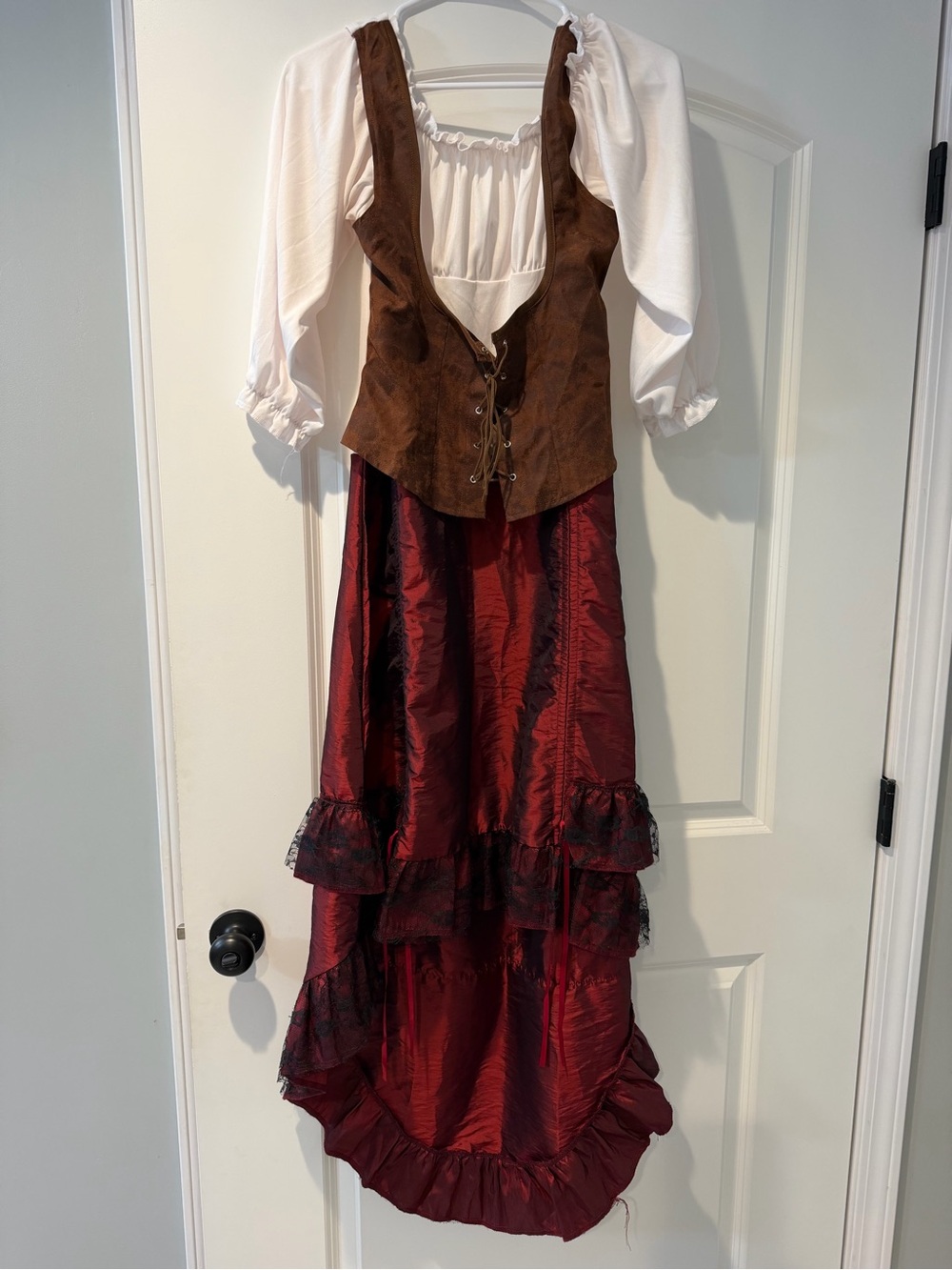 Women’s Med 8-10 Halloween Pirate Costume